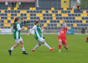 Mecz UKS Victoria SP 2 Medyk III Konin w Sianowie