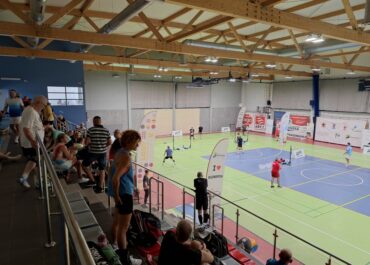 Zdążyć przed lotką 4