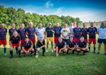 Oldboje Stowarzyszenia przed meczem w Skibnie