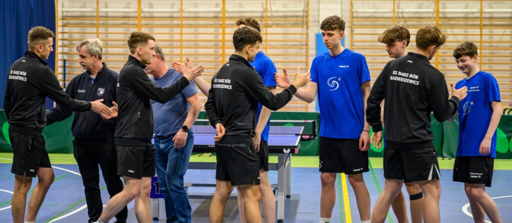 Zrewanżowali się Dekorglassowi Działdowo II i przegrali z Pogonią Mogilno! 25