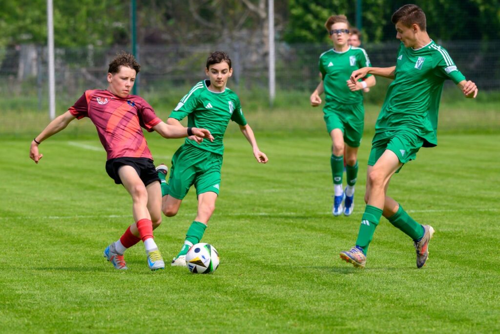 Victorii Sianów z meczu ze Spartą Gryfice w Sianowie 11