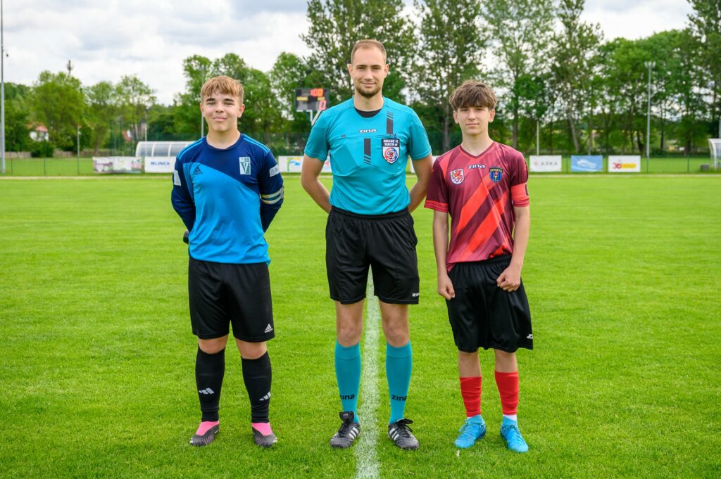 Victorii Sianów z meczu ze Spartą Gryfice w Sianowie 18