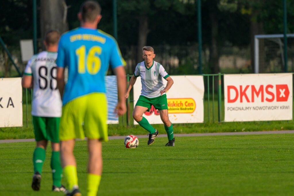 Stowarzyszenia Victoria Sianów ze Zrywem Kretomino 15
