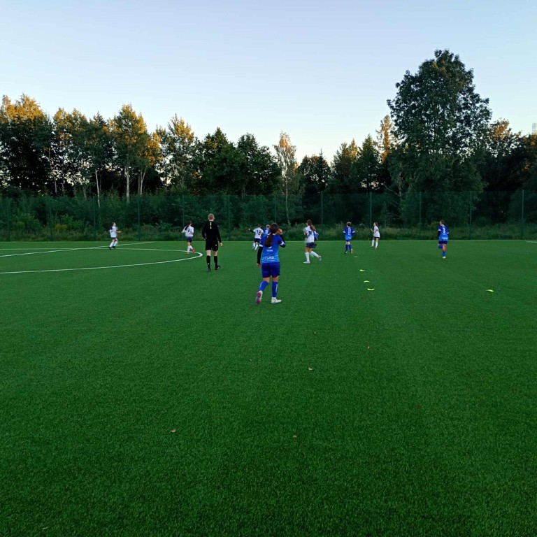 UKS Victoria SP 2 Sianów z Bałtykiem II Koszalin 4
