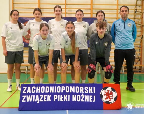 Seniorki UKS Victoria SP 2 na futsalowym PP ZZPN w Goleniowie