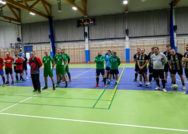 Sołectwo Sucha Koszalińska zagra w finale 10. Halowego Turnieju 6