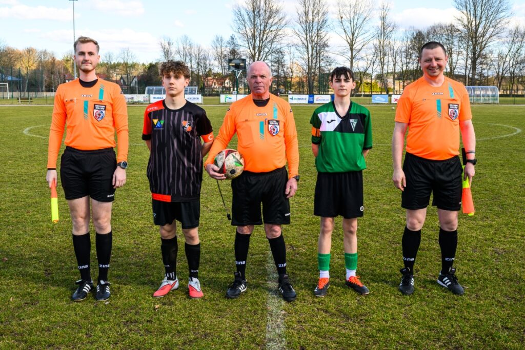 Trampkarze Victorii siznaów ze Strongiem Zielenica 1