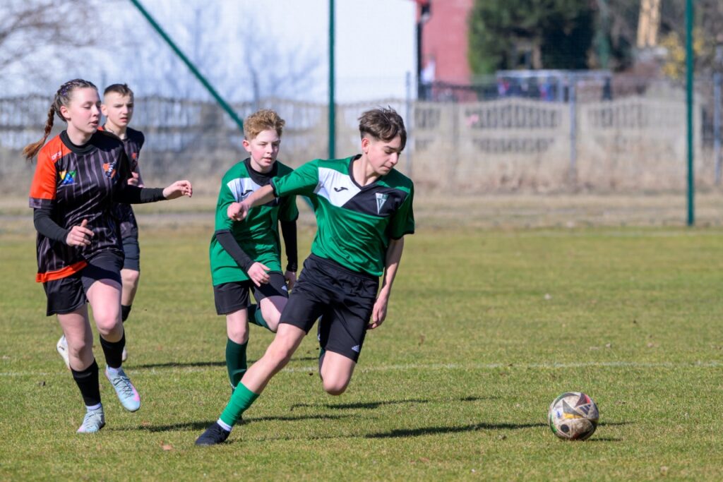 Trampkarze Victorii siznaów ze Strongiem Zielenica 11