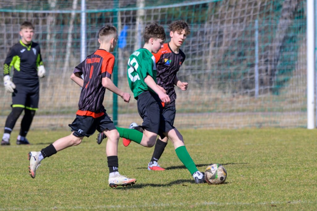 Trampkarze Victorii siznaów ze Strongiem Zielenica 12