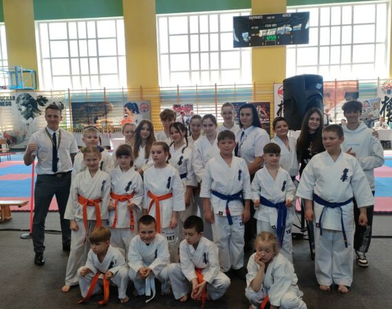 Sukces zawodników BURU Klub Karate Kyokushin na turnieju w Czarnem