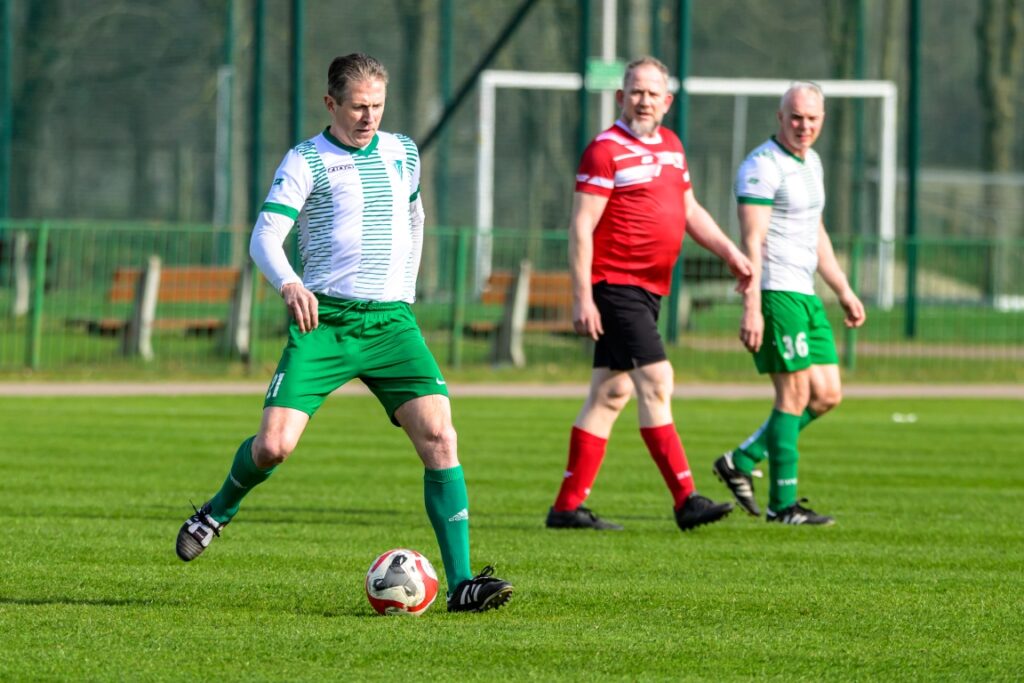 mecz Oldbojów Stowarzyszenia Victoria Sianów z meczu z TKKF Strażak Koszalin 6