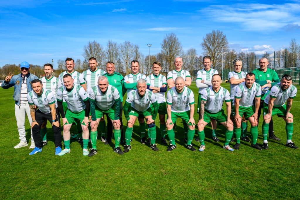 mecz Oldbojów Stowarzyszenia Victoria Sianów z meczu z TKKF Strażak Koszalin 8