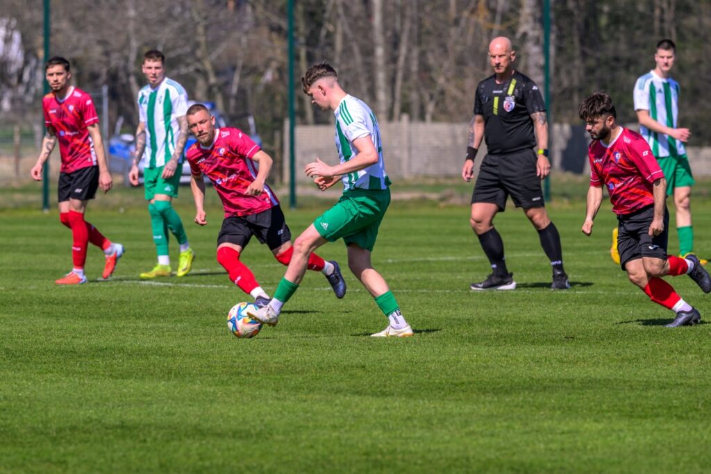 mecz seniorów Victorii z Iskrą Białogard 14