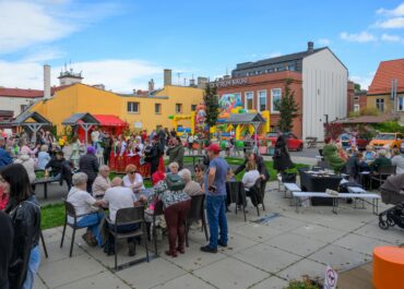 DZIEŃ ZIEMNIAKA NA OSIEDLU NR 1 78