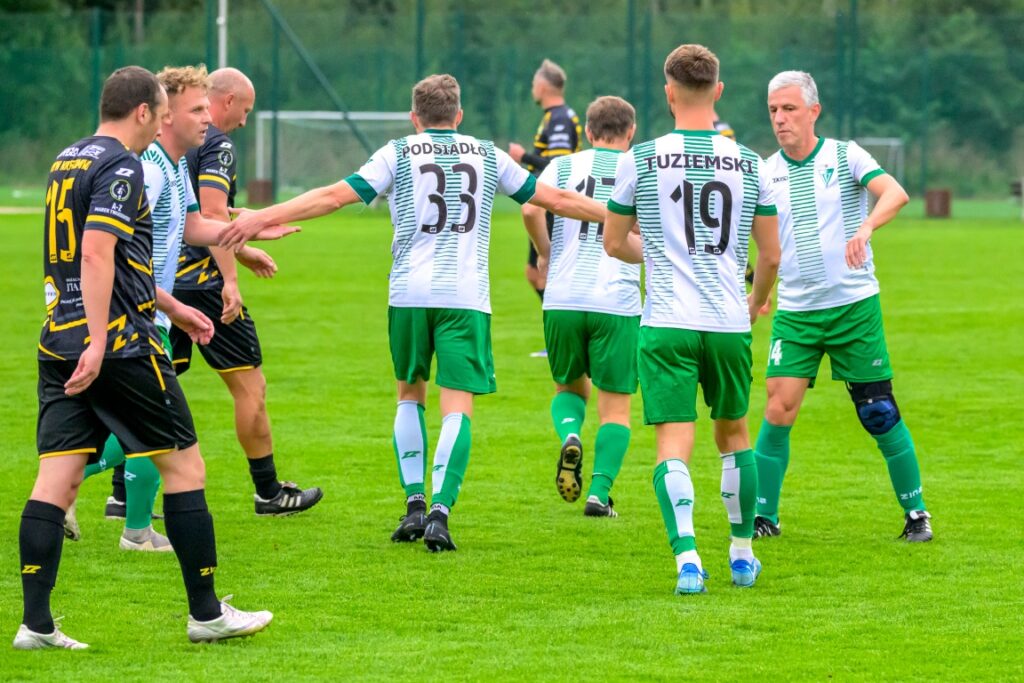 Stowarzyszenia Victoria Sianów ze Zrywem Kretomino 10