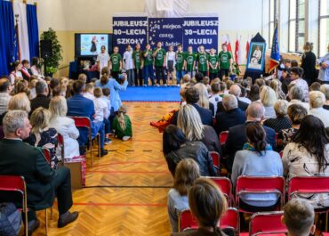 80 lat Szkoły Podstawowej im. Larysy Ewy Krause w Dąbrowie i 30 lat UKS Tori Dąbrowa! 18