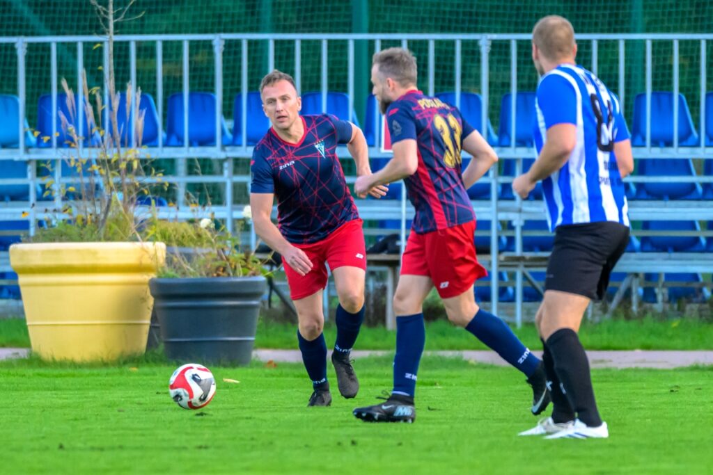 Stowarzyszenia Victoria Sianów z oldbojami Sparty Gryfice w Sianowie 13
