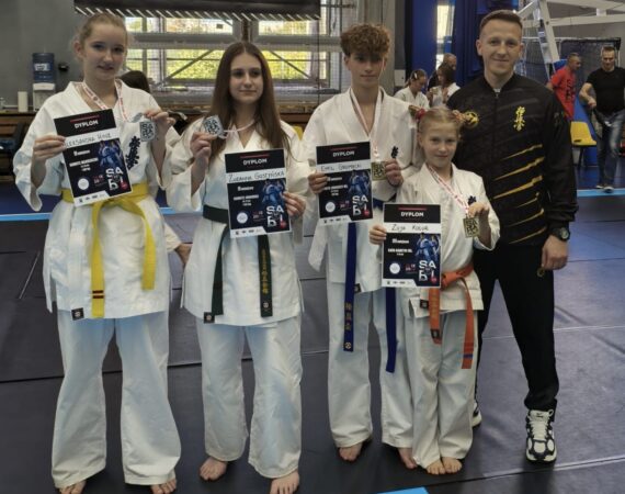 Turniej Sari Cup w Żorach 5