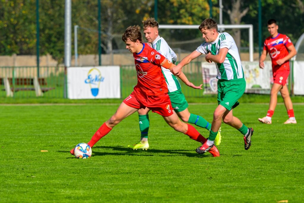 Victoria Sianów Gwardia II Koszalin w Sianowie 11