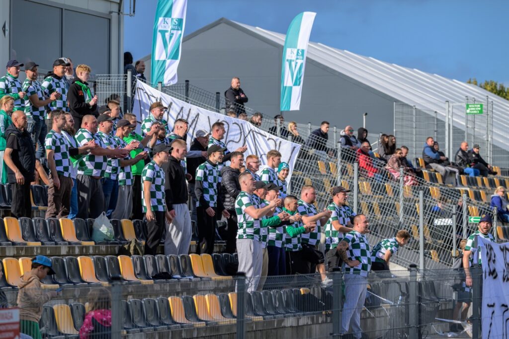 Victoria Sianów Gwardia II Koszalin w Sianowie 9