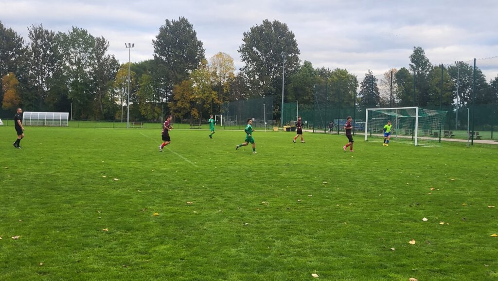 Victorii Sianów z juniorami Mierzynianki Mierzyn w Sianowie 11
