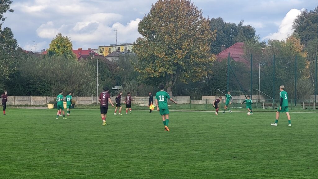 Victorii Sianów z juniorami Mierzynianki Mierzyn w Sianowie 6