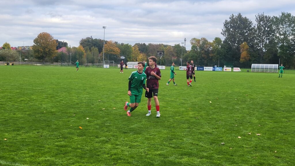 Victorii Sianów z juniorami Mierzynianki Mierzyn w Sianowie 8