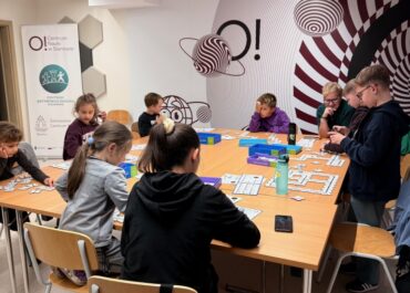 Warsztaty rodzinne – „Nauka wokół nas – Kodowanie z Ozobotami” 6